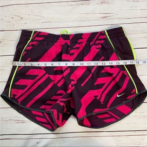 Nike Dri-Fit Running Shorts Size Medium - Picture 8 of 11